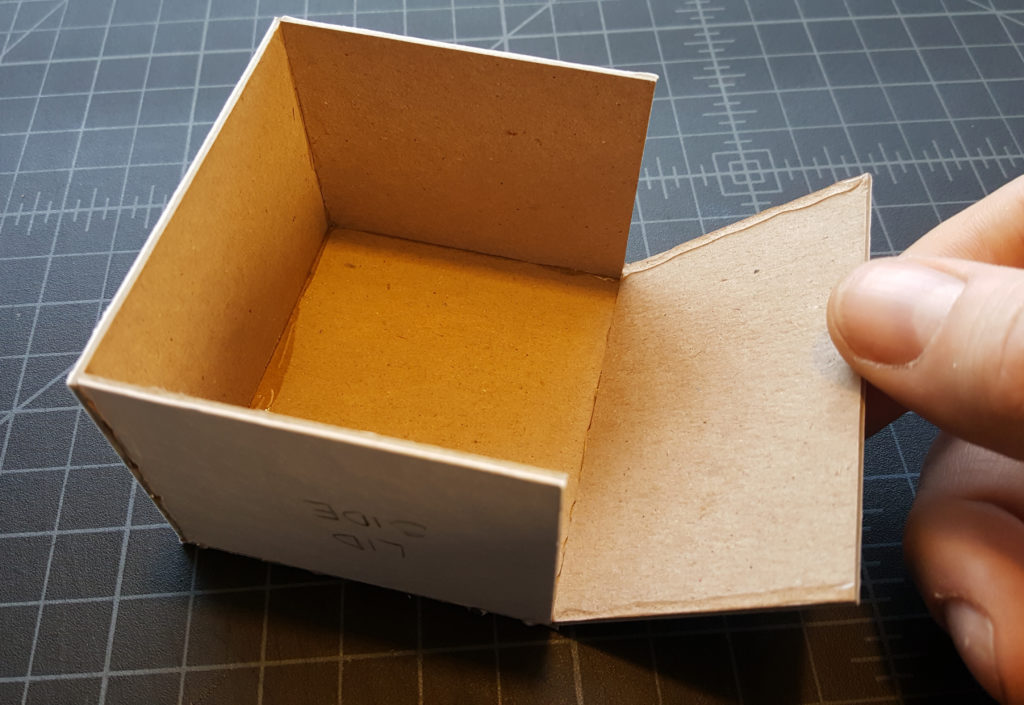 TUTORIAL: Graphics-Wrapped Card Boxes