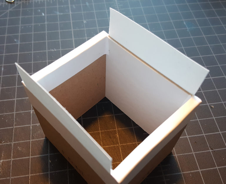 TUTORIAL: Graphics-Wrapped Card Boxes